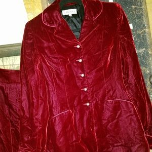 Deep Red Crushed Velvet 2 Pc